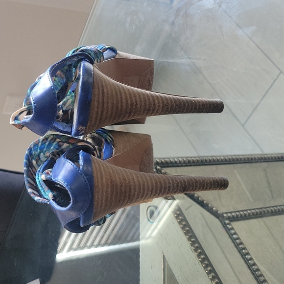 Wild pair heels. Perfect for spring and summer. - Picture 2 of 4